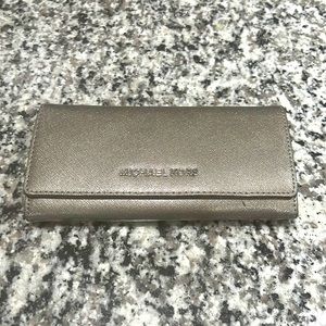 Silver Saffiano Leather Michael Kors Wallet